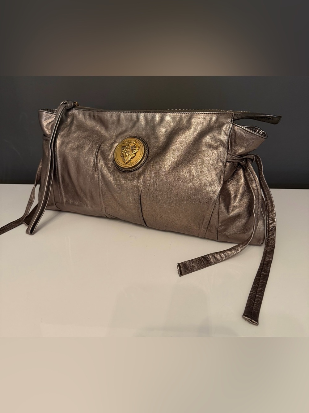Vtg Gucci Clutch Hysteria Metallic Bronze Large Brown Gold Medallion Authentic